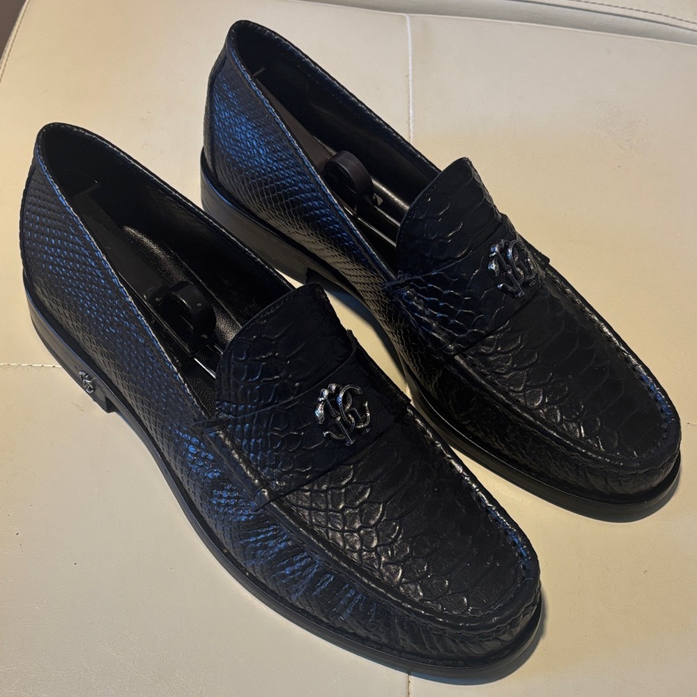 Roberto Cavalli Black crocodile embossed. Snake Monogram Penny-loafersRound toe